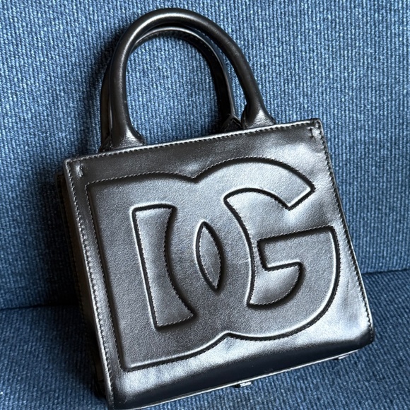 Dolce & Gabbana Mini Top Handle Bag DG Daily Shopper D&G Tote Bag Black Calfskin - Picture 2 of 16